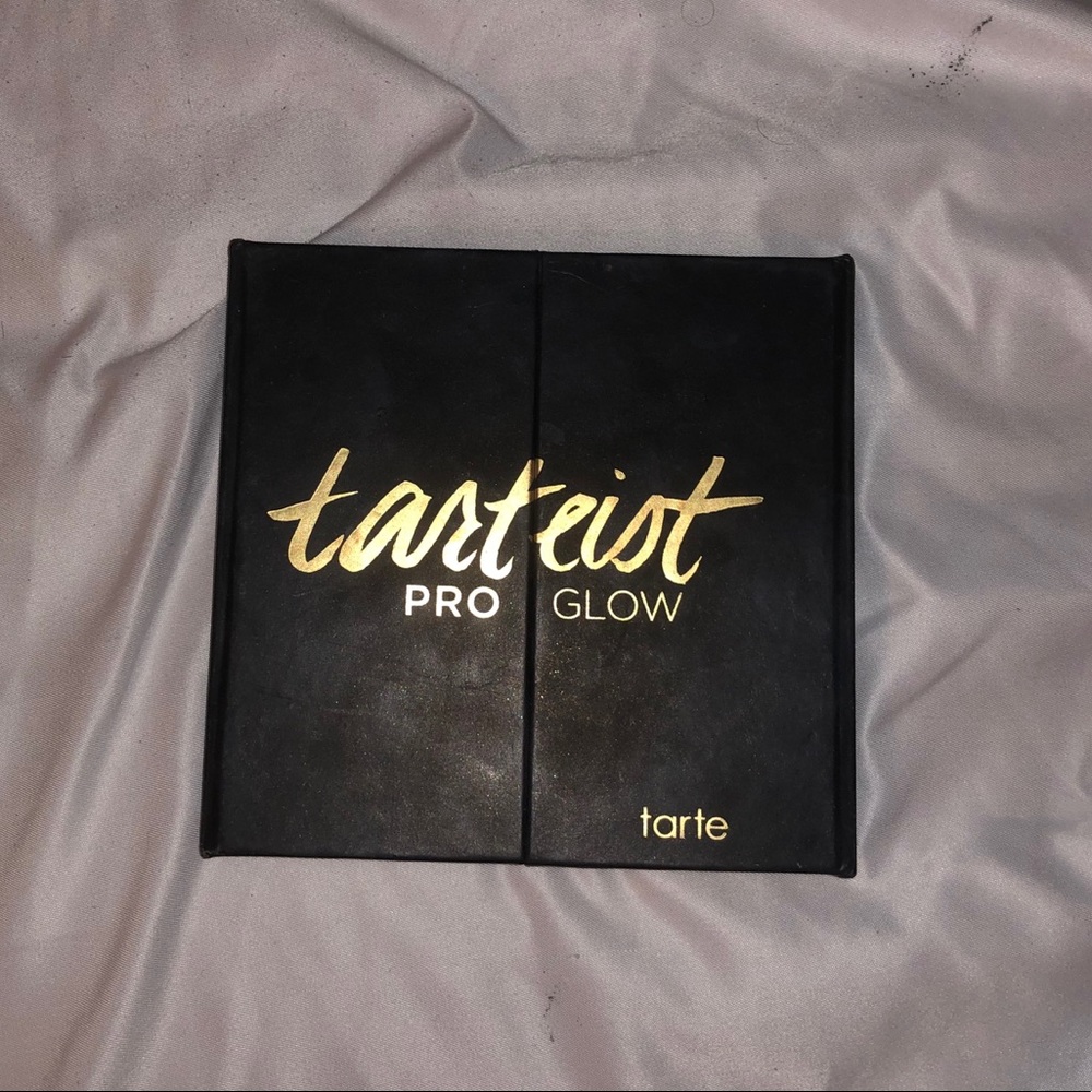 Tartiest Pro Glow Highlight & Contour Palette